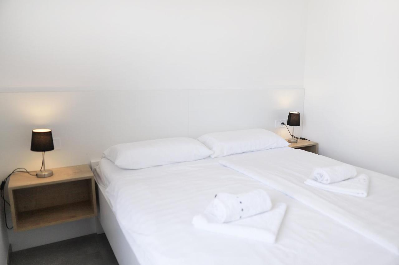 Apartments Terra Sun With Private Pool Or Jacuzzi Нивице Экстерьер фото