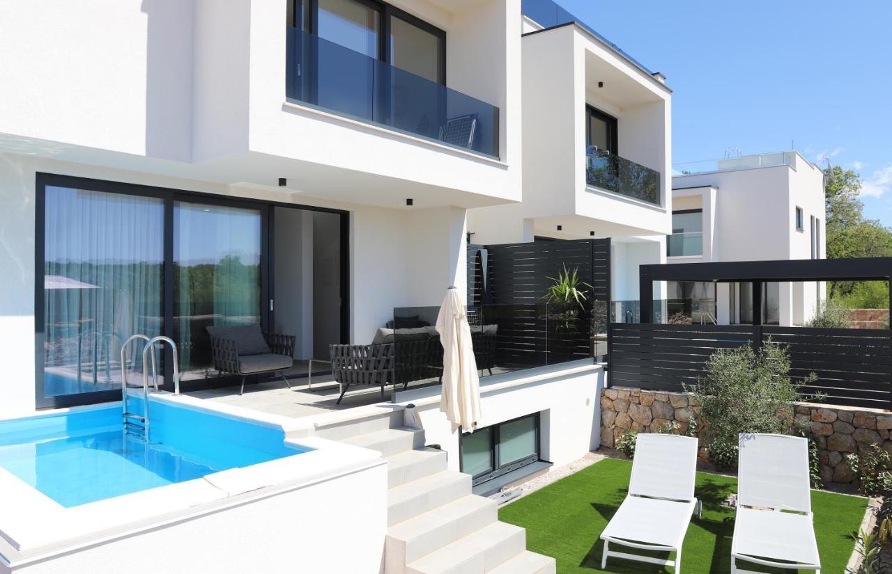 Apartments Terra Sun With Private Pool Or Jacuzzi Нивице Экстерьер фото
