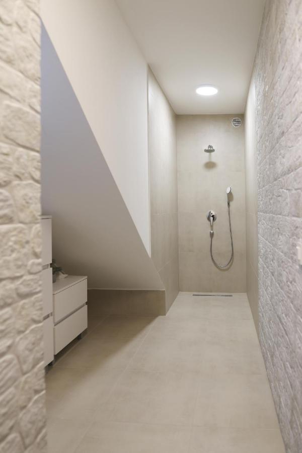 Apartments Terra Sun With Private Pool Or Jacuzzi Нивице Экстерьер фото